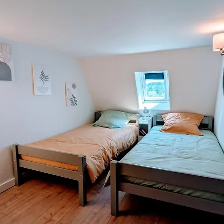 Duplex Vue à Deux Pas De La Plage, Balcon Et Espace Cinéma *